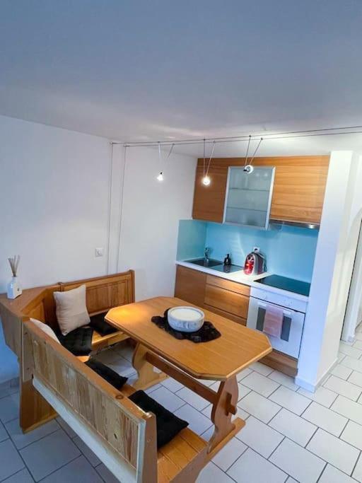 Private Apartment With Parking Spot In The Center Flims Ngoại thất bức ảnh